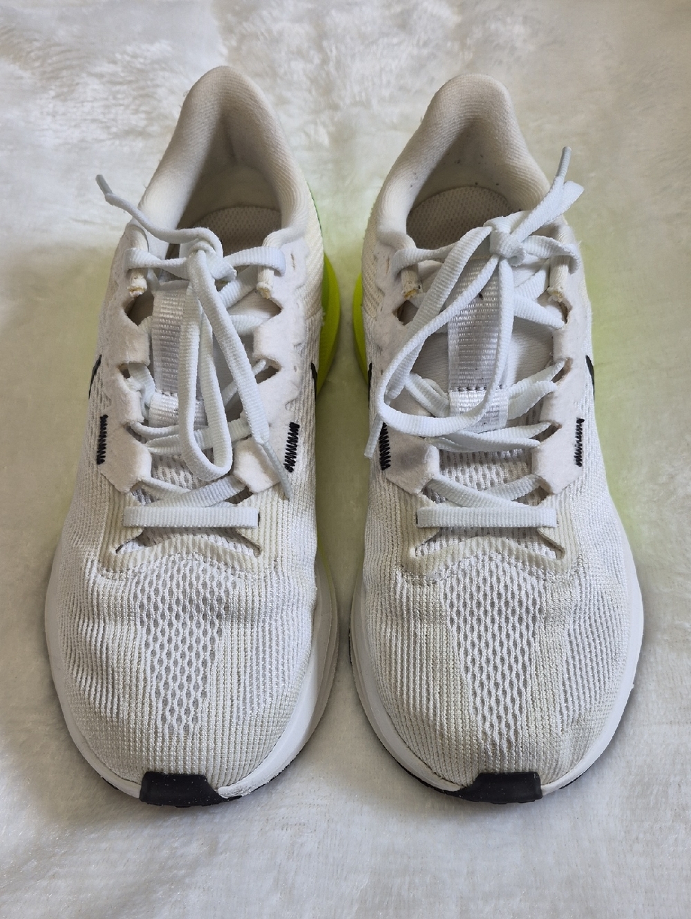 Nike White Running Sneakers with Neon Yellow Logo